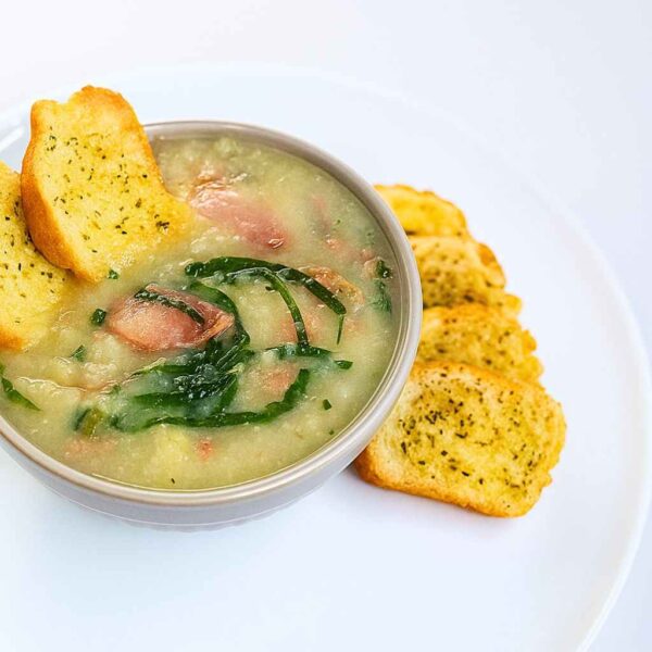 Caldo Verde com Linguiça