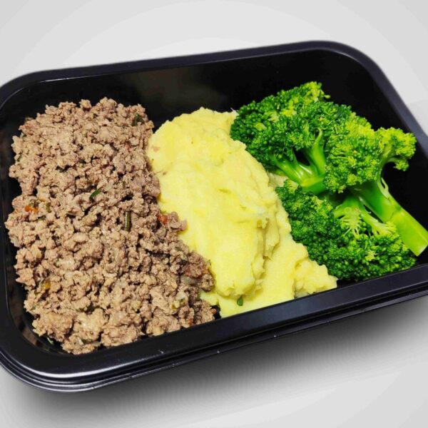 Carne Moída com Brócolis e Purê de Batata Doce