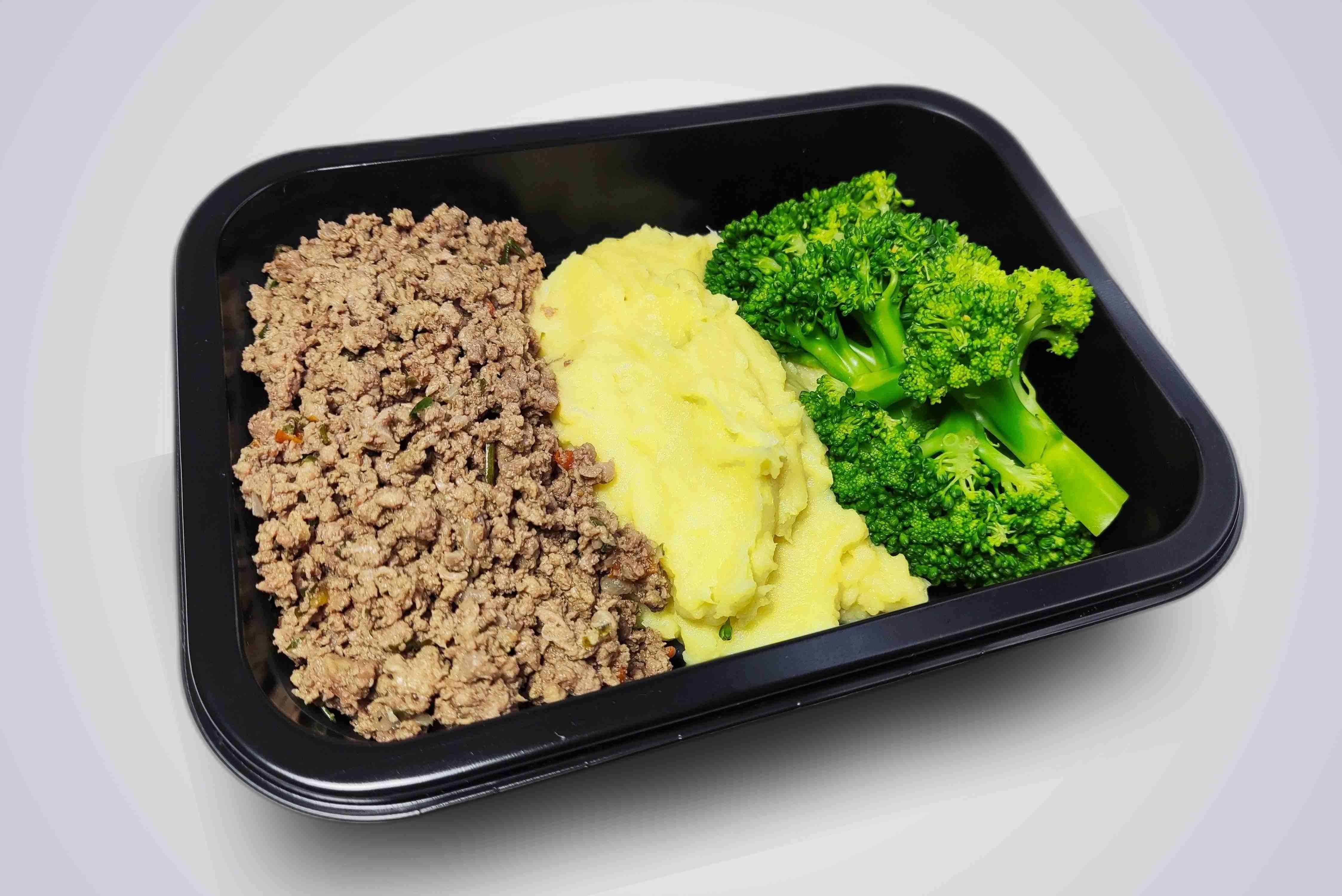 Carne Moída com Brócolis e Purê de Batata Doce-site compac