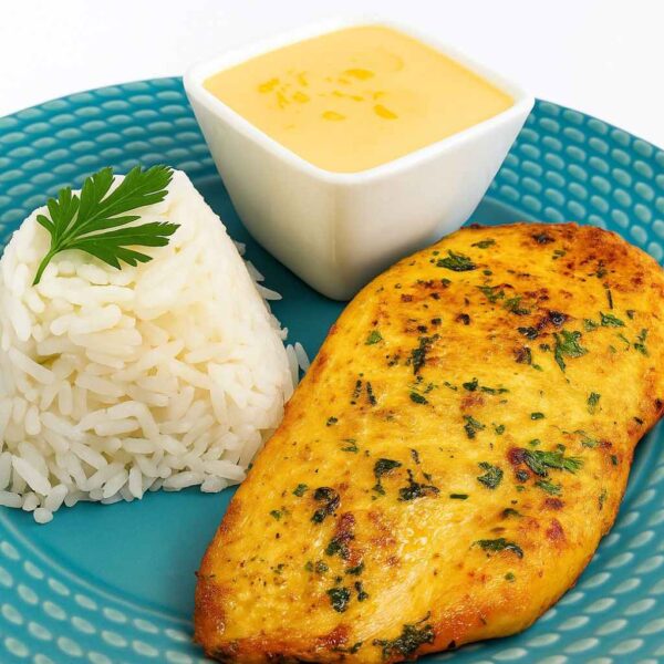 Frango Grelhado com Arroz Branco e Creme de Milho