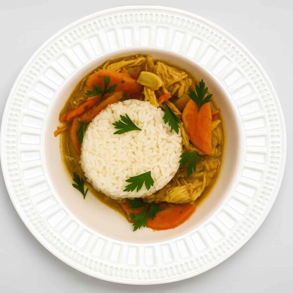 Frango ao Curry e Arroz Branco